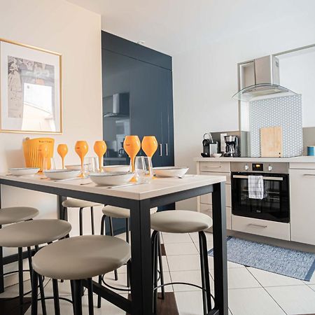 Ferienwohnung Triplex Cathedrale Parking Gratuit Reims Exterior foto