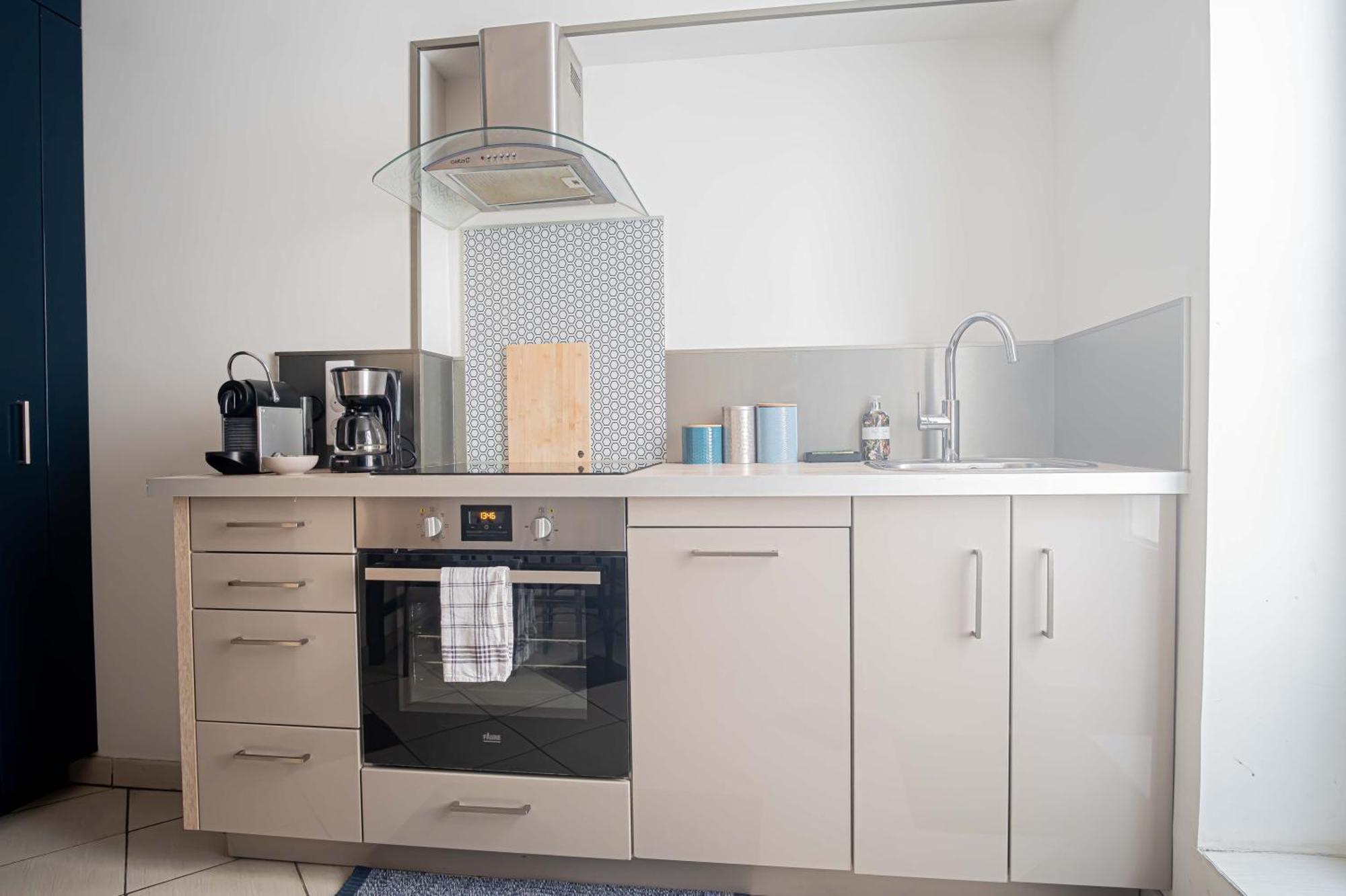 Ferienwohnung Triplex Cathedrale Parking Gratuit Reims Exterior foto