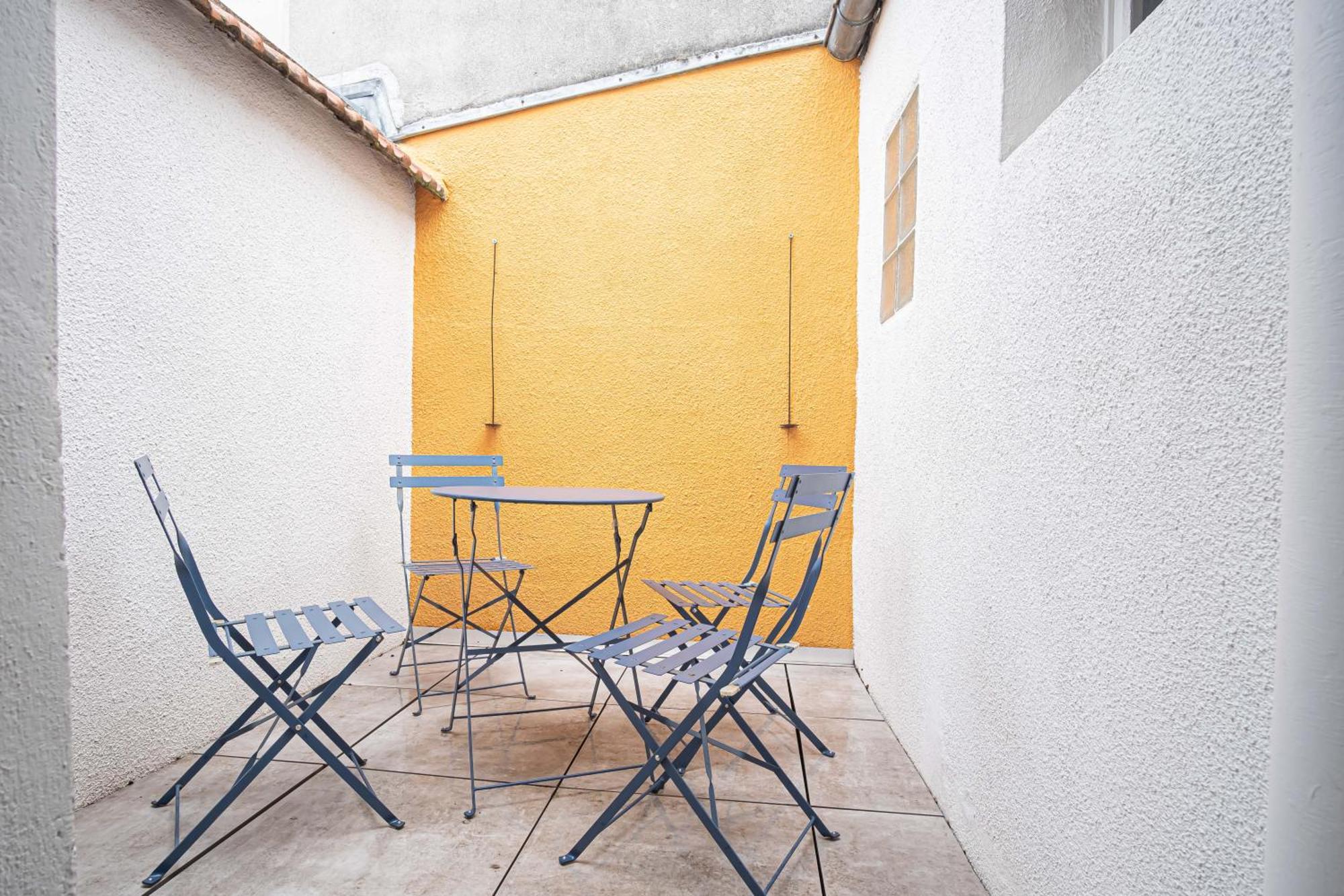 Ferienwohnung Triplex Cathedrale Parking Gratuit Reims Exterior foto